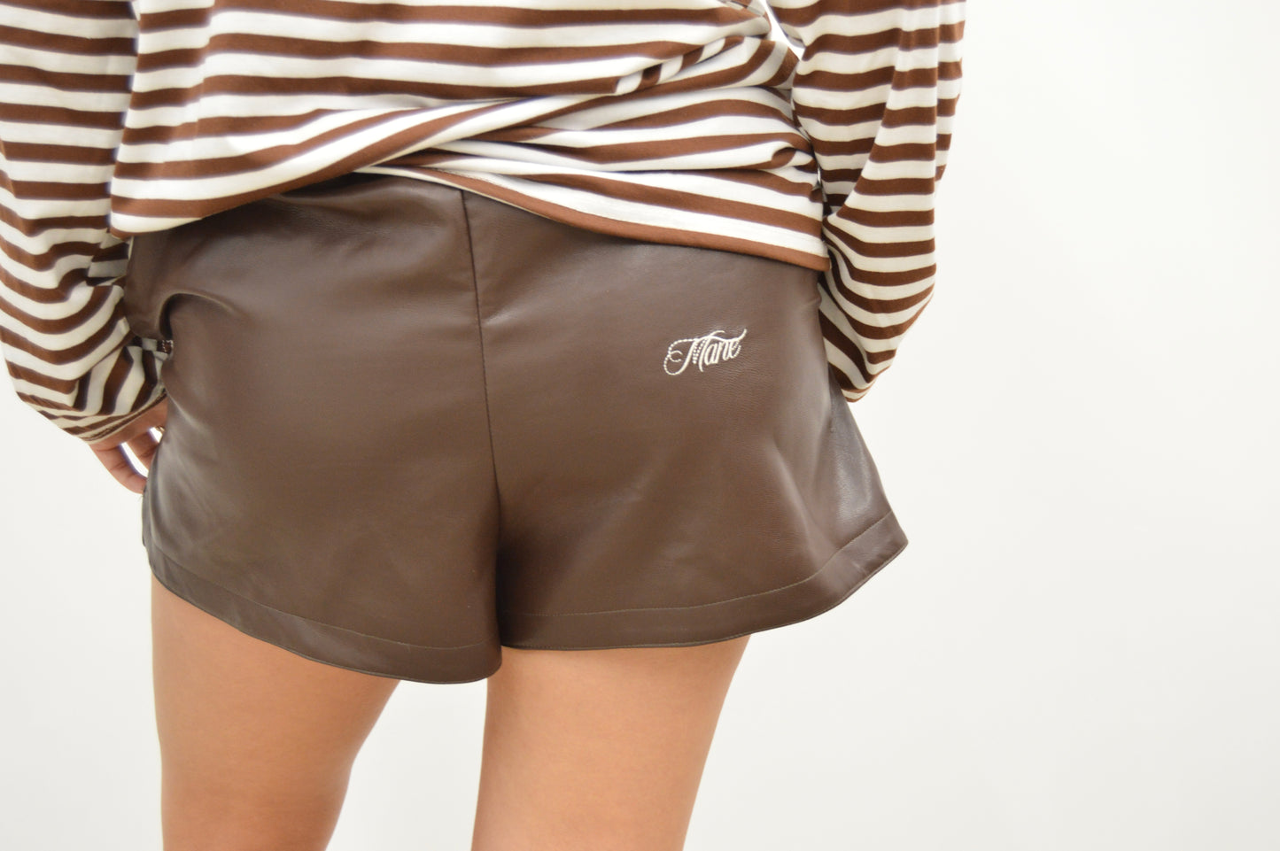 THE BOOTY UNISEX SHORTS
