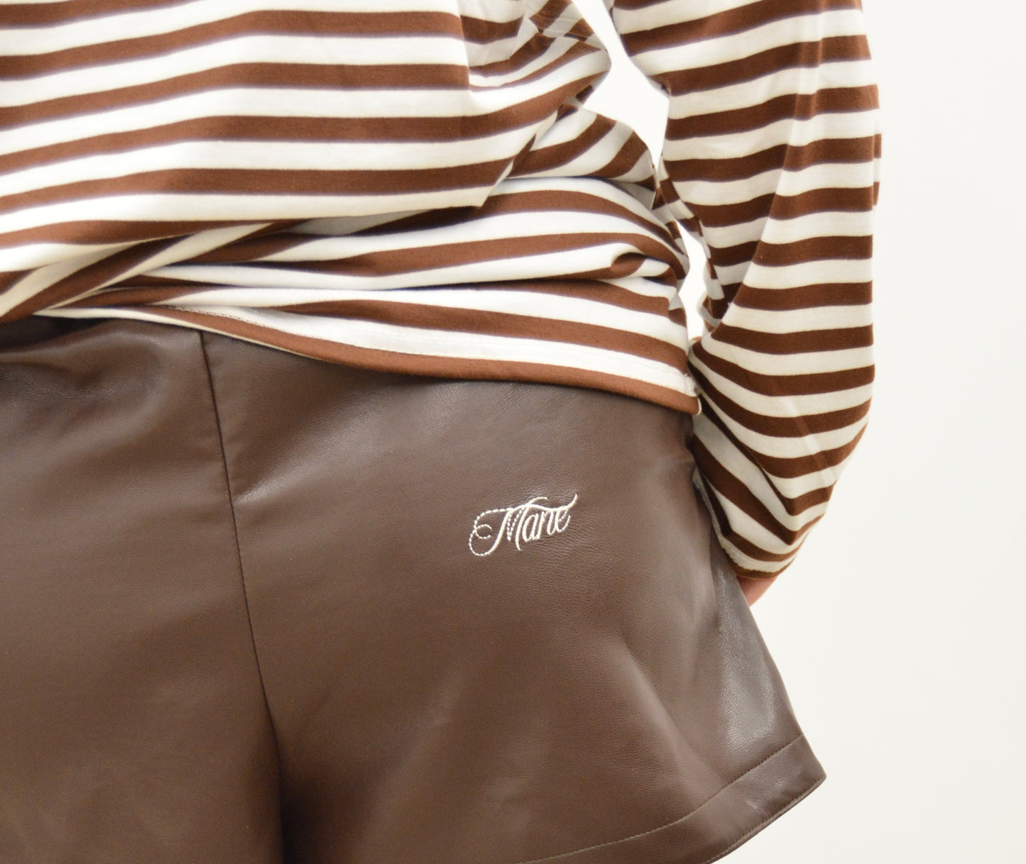 THE BOOTY UNISEX SHORTS